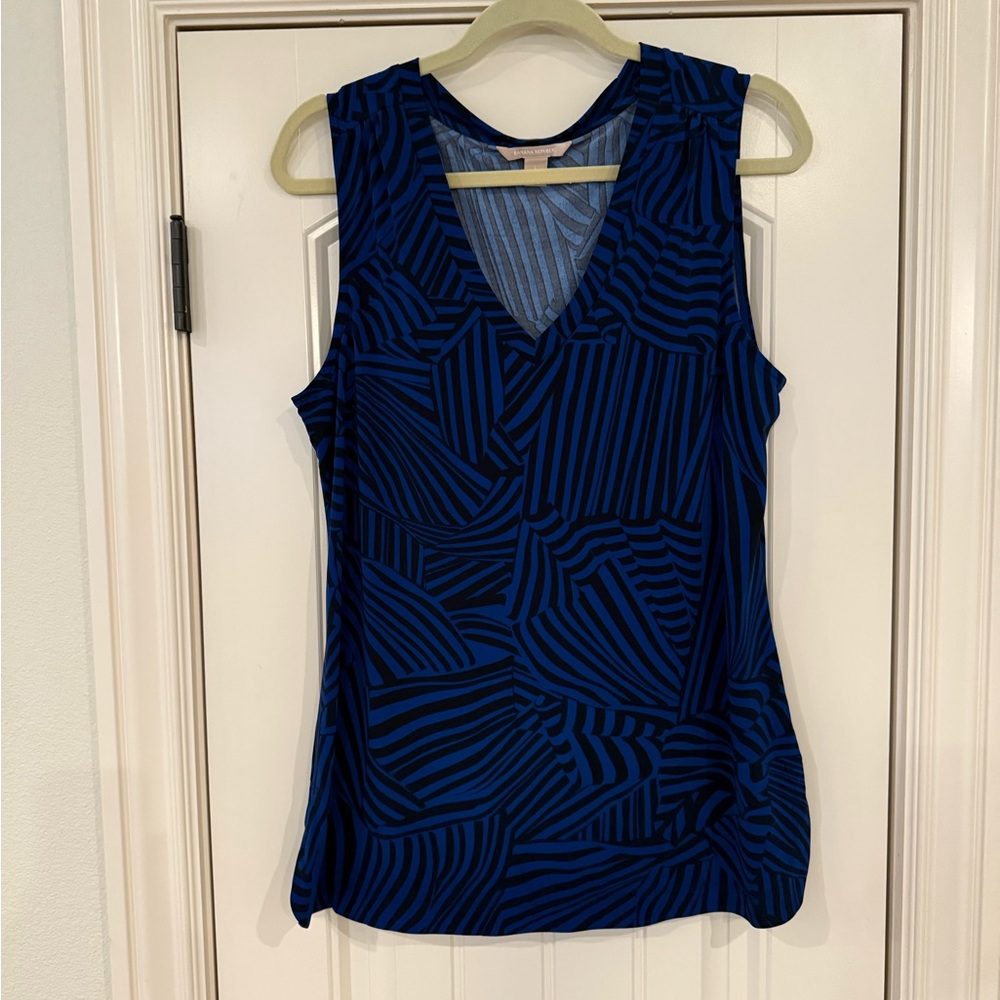 Banana Republic Blue & Black Geometric Print Sleeveless V-Neck Tank